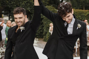 Переможець Євробачення-2019 Дункан Лоренс зіграв весілля з коханим (фото)