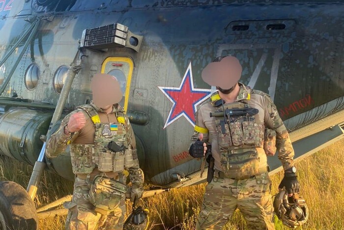 Операція «Синиця»: зʼявилися фото захопленого російського Мі-8
