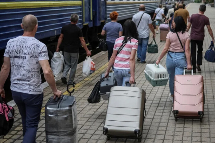 Сколько украинских беженцев готовы вернуться домой из Чехии: шокирующие результаты опроса