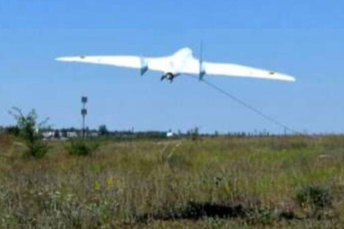 РФ заявила про атаку дронів на військовий аеродром у Брянській області