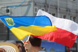 Переселенці мають можливість безкоштовно проживати в готелі або польській сім'ї