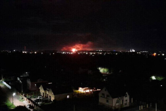 Атака на аэродром в Пскове: спутниковые снимки уничтоженных самолетов Ил-76