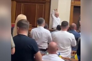 Як «слуги» проводжали Резнікова з посади міністра оборони (відео)