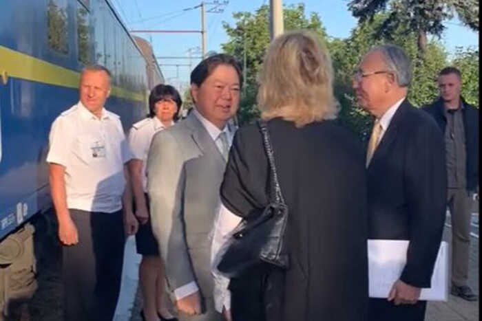 До Києва прибув міністр закордонних справ Японії (відео)