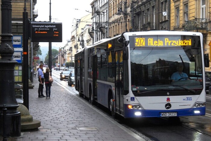 Ще в одному польському місті зʼявився безплатний громадський транспорт