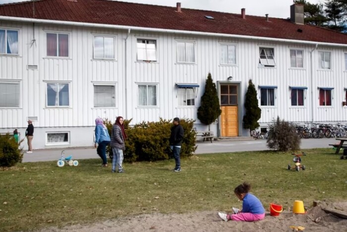 Життя переселенців у Норвегії: яке житло та допомогу отримують українці