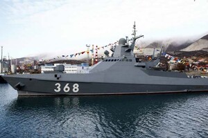 ЗСУ вдарили по двох патрульних кораблях РФ у Чорному морі  (відео)