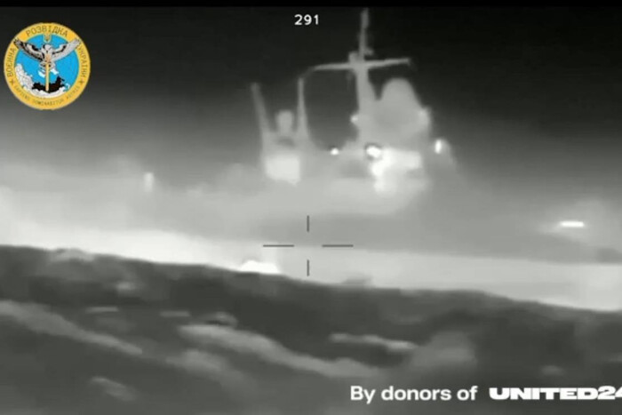 Атака дронів по кораблю РФ у Чорному морі: міністр Федоров оприлюднив відео
