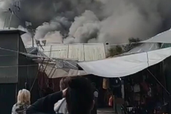У Самарі масштабна пожежа на заводі, який причетний до виробництва зброї (відео)