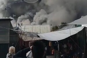 У Самарі масштабна пожежа на заводі, який причетний до виробництва зброї (відео)