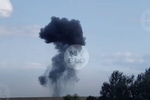 Російський літак загубив «Кинжал»: ракета впала на село у Тульській області (відео)