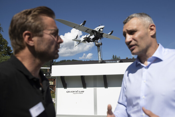 Німецька компанія передасть Києву 100 тактичних дронів