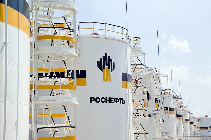 Окупанти заявили про атаку на нафтобазу «Роснафти»