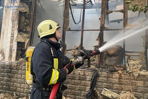 За даними рятувальників, загоряння відбулося в одноповерховому приміщенні сервісу побутової техніки