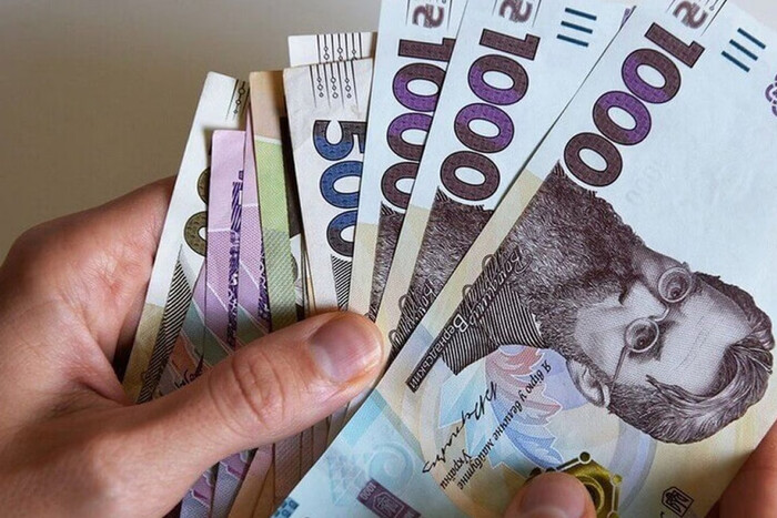 Украинцы в шоке: министр соцполитики заявила, что выплаты надо сокращать