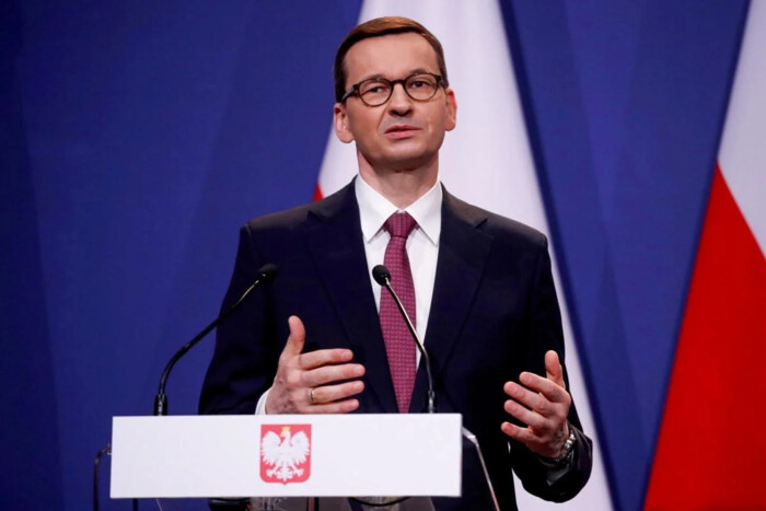 Прем'єр-міністр Польщі закликав Зеленського більше «ніколи не ображати поляків»