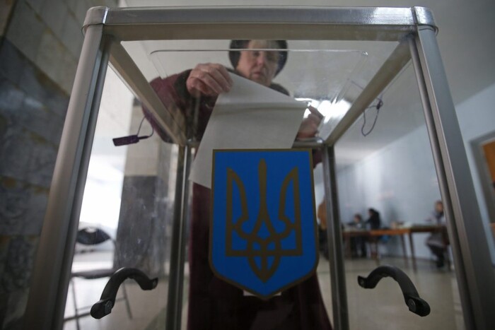 Выборы в Украине сейчас выгодны лишь Путину
