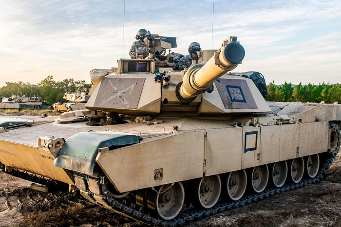 Первые танки Abrams уже прибыли в Украину – NYT
