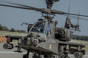 Польща підписала угоду про купівлю американських вертольотів Apache