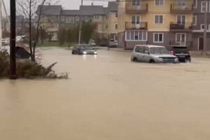 Росія йде під воду: на Сахалін обрушився тайфун (відео)