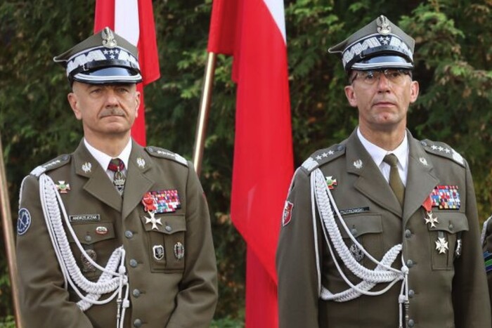 У Польщі два топ-генерали подали у відставку після скандалу з російською ракетою 
