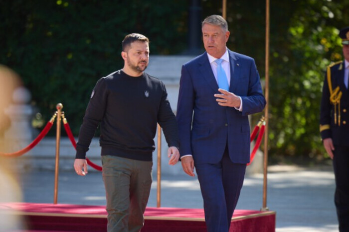Зеленский встретился с президентом Румынии