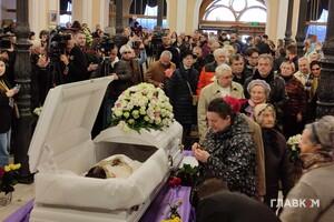 Прощання з Ніною Матвієнко. Десять фото, які свідчать: її любила вся Україна