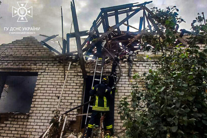 На рассвете оккупанты покрыли огнем Берислав: последствия трагичны