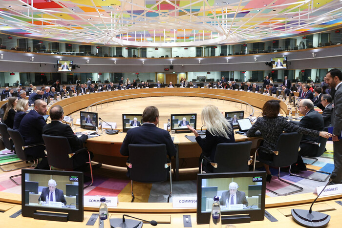 Міністри закордонних справ ЄС обговорять ситуацію в Україні та на Близькому Сході