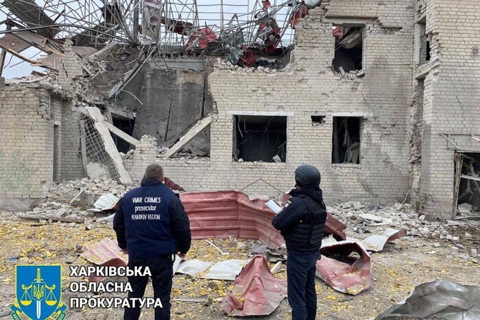 Окупанти атакували авіабомбами Куп’янський район: фото наслідків