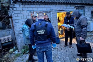 На Дніпропетровщині чоловік тримав на фермі людей у трудовому рабстві (фото, відео)