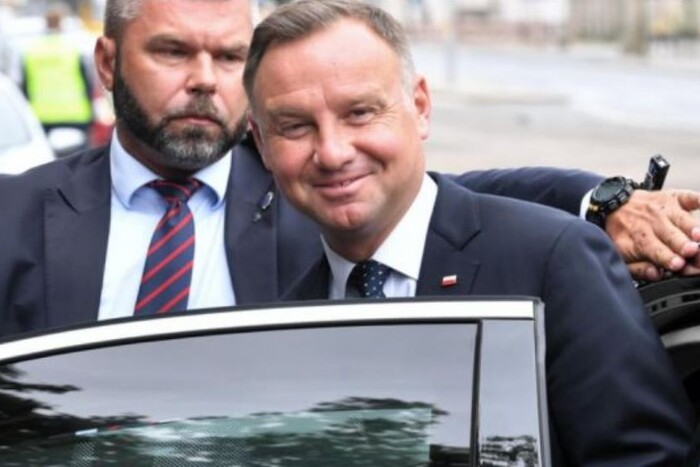У автомобілі президента Польщі Дуди виявлено «жучки»