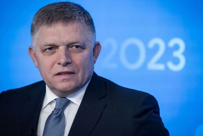 Премьер Словакии определил Украине циничное условие для оказания военной помощи