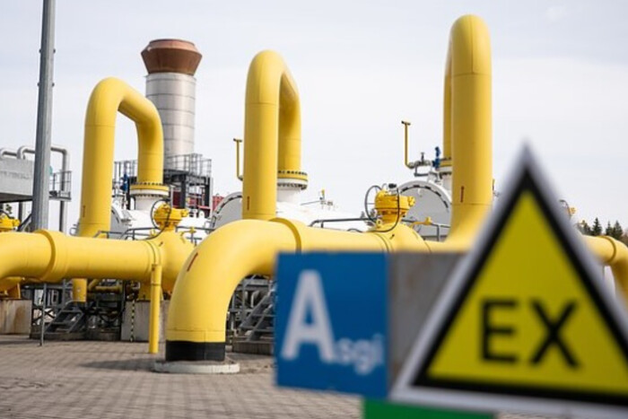 ЄС скоро повністю відмовиться від російського палива – Reuters