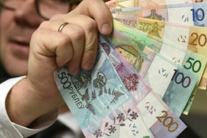 Білорусь опинилась на порозі шаленої інфляції: прогнози невтішні 