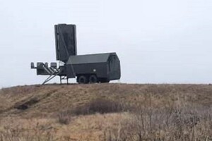 Прямо зараз на фронті є кілька екземплярів макетів Himars, які неможливо на відстані відрізнити від справжніх