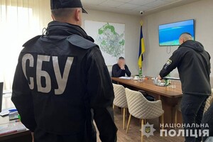 Документи для перетину державного кордону депутати оформляли на підставі фіктивних запрошень від іноземних структур