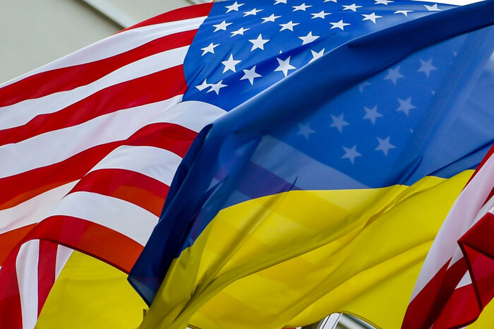 Скільки американців вважають допомогу Україні надмірною: результати опитування