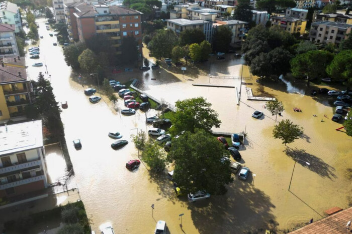 Масштабна повінь в Італії: щонайменше шестеро людей загинули
