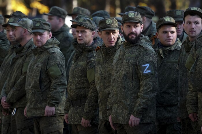 Російські командири продають солдатів до ПВК: названо ціну