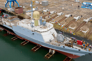 Повітряні сили повідомили долю ураженого новітнього корабля РФ у Керчі