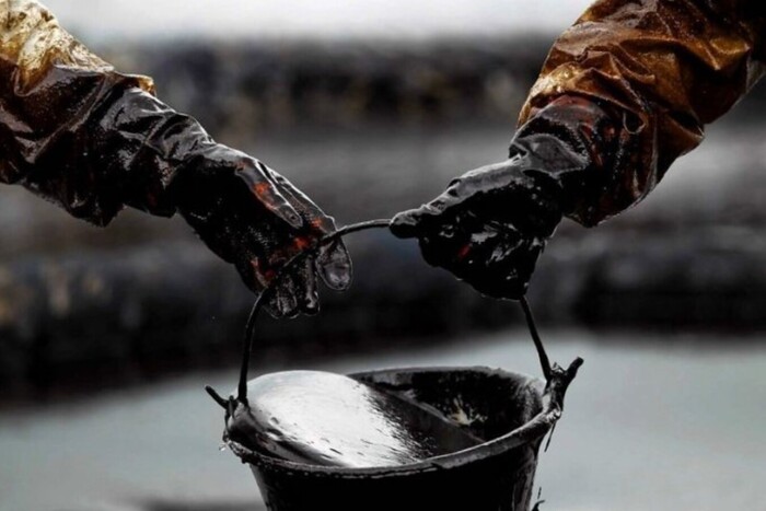 Нафтопродукти для Європи. Як попри санкції заробляють Індія та Росія