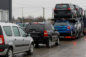 Автівки потрібно буде передати військовим у 45-денний термін, інакше доведеться сплачувати всі податки 