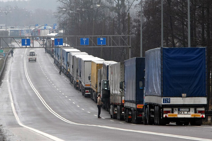 Забастовка перевозчиков на польско-украинской границе: всплыли неожиданные факты о водителях