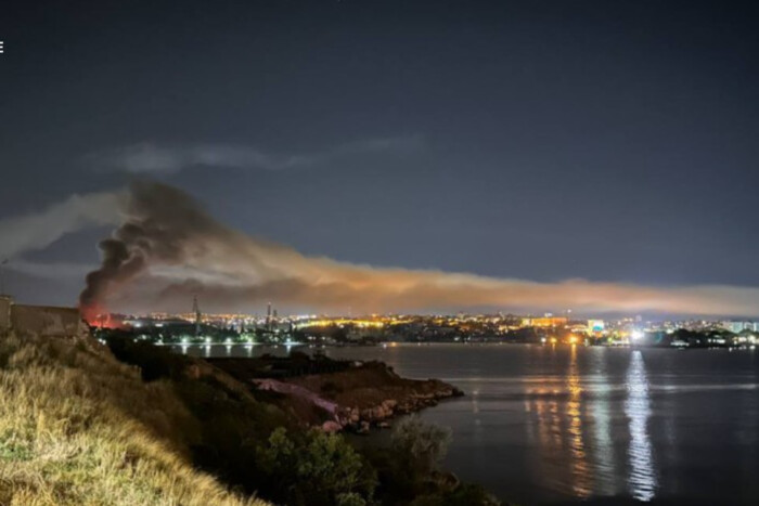 В окупованому Криму від вибухів здригнулися два міста