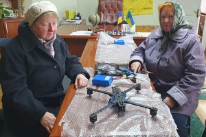 На Франківщині дві пенсіонерки придбали для ЗСУ дрони-камікадзе