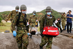 Японія провела навчання з евакуації з острова поблизу Тайваню