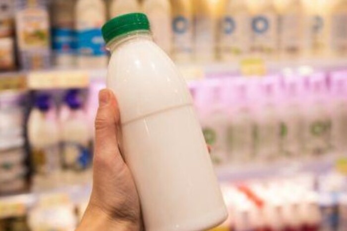 Ціна на молоко в Україні досягла піку: аналітик пояснив, що буде далі