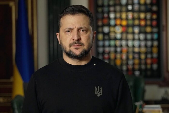 Рівень ППО дозволяє не зупиняти Україну під час зльоту носіїв «Кинджалів» – Зеленський (відео)