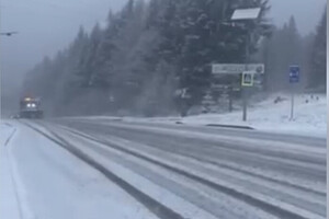 На дорогах Львовской области работает снегоочистительная техника